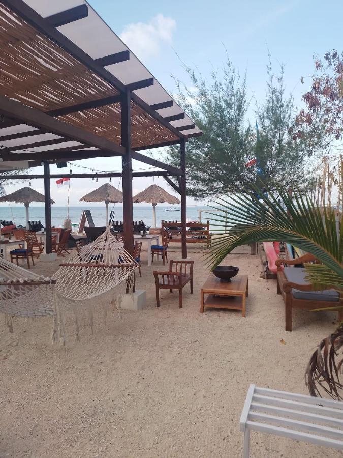 The High Dive Gili Gede By Ultimate Resorts Екстер'єр фото