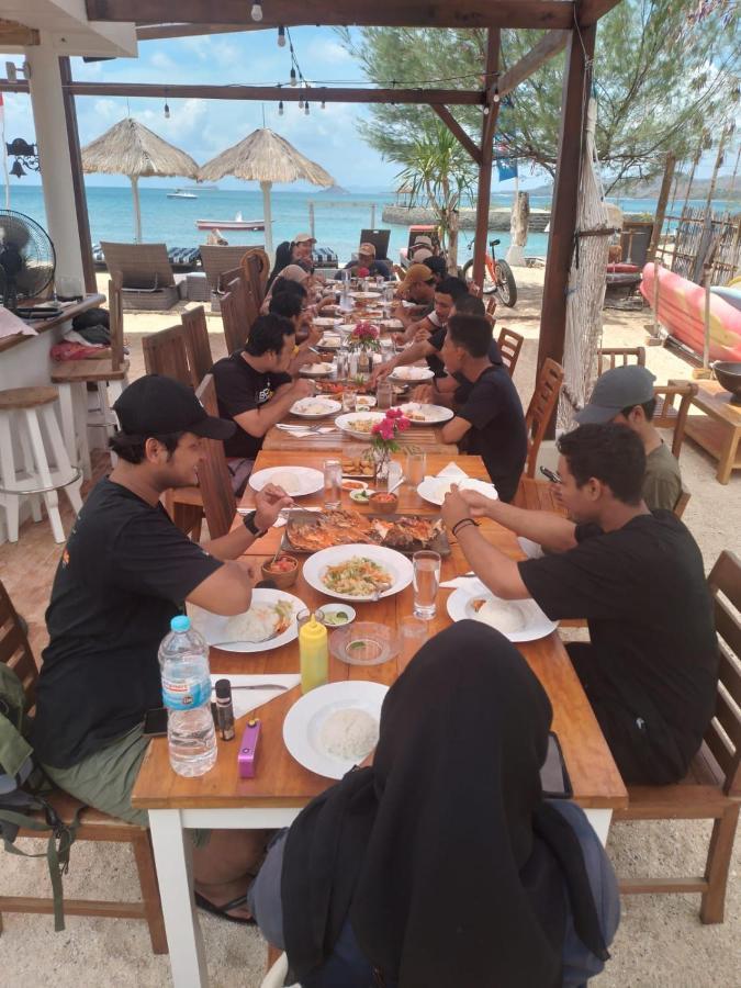 The High Dive Gili Gede By Ultimate Resorts Екстер'єр фото