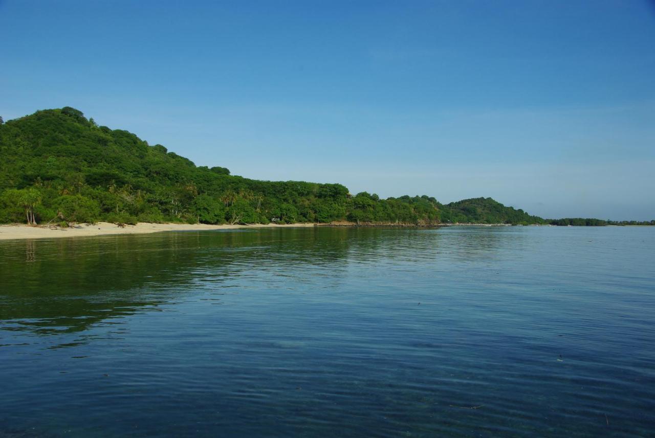 The High Dive Gili Gede By Ultimate Resorts Екстер'єр фото